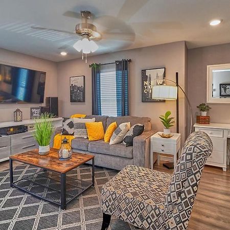 Cozy Haven Attached To Million Home - South Tampa Exterior photo