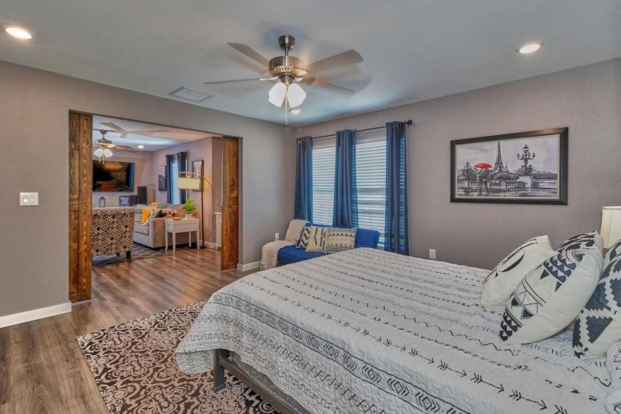 Cozy Haven Attached To Million Home - South Tampa Exterior photo