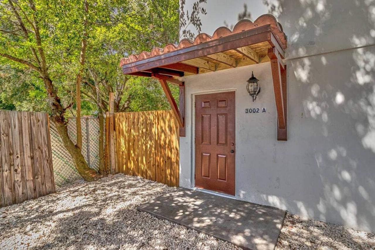 Cozy Haven Attached To Million Home - South Tampa Exterior photo